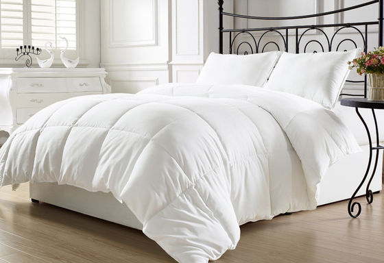 White King Size Microfiber Comforter Set 80gsm 90gsm 100gsm Solid Microfiber Bed Cover