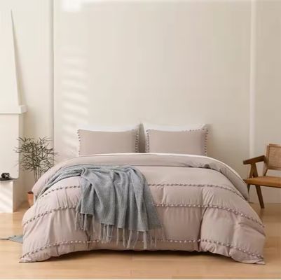 Luxury Solid Microfiber Comforter Plain Dyed Soft Bedding Comforter Set With Pompom