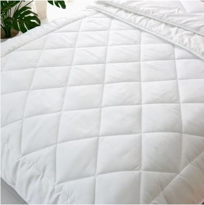 Classic White Collection Quilt Lightweight Summer Diamond Comforter Quilt