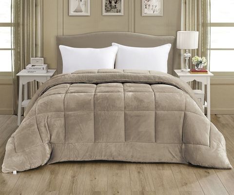 Custom Size Color Thickened Flannel Sherpa Microfiber Comforter Polyester Filling