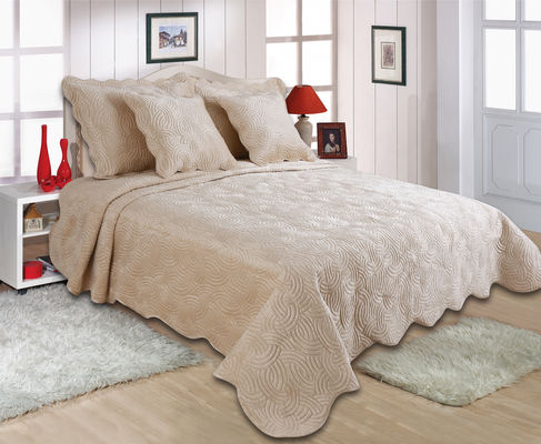Reversible Hypoallergenic QUILT/BED SPREAD with Soft Polyester Filling