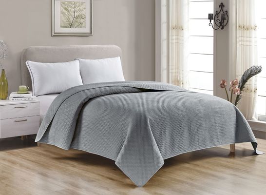 Soft Hypoallergenic Ultrasonic Quilt Spread King Size Comforter Sets For Cozy Home Decor