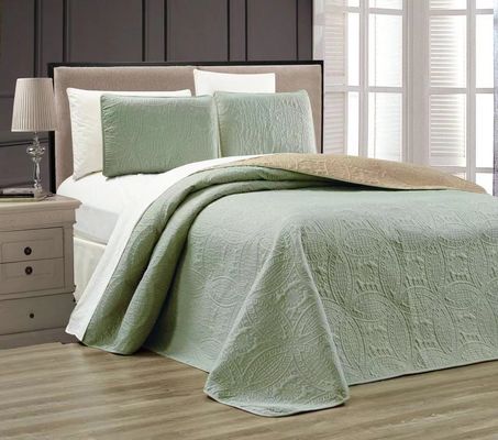 Soft Bicolor Ultrasonic Quilt Spread White Gray Beige Bedspreads King