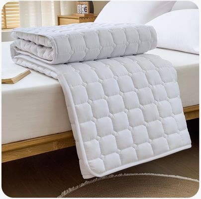 Machine Washable Bedding Mattress Protector Waterproof White Mattress Protector Topper