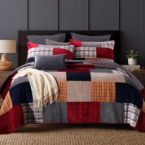 Holland Velvet Yarn Dyed Fabric Handmade Patchwork Quilted Bedspread Christmas Decorative Bed Cover Embroidery