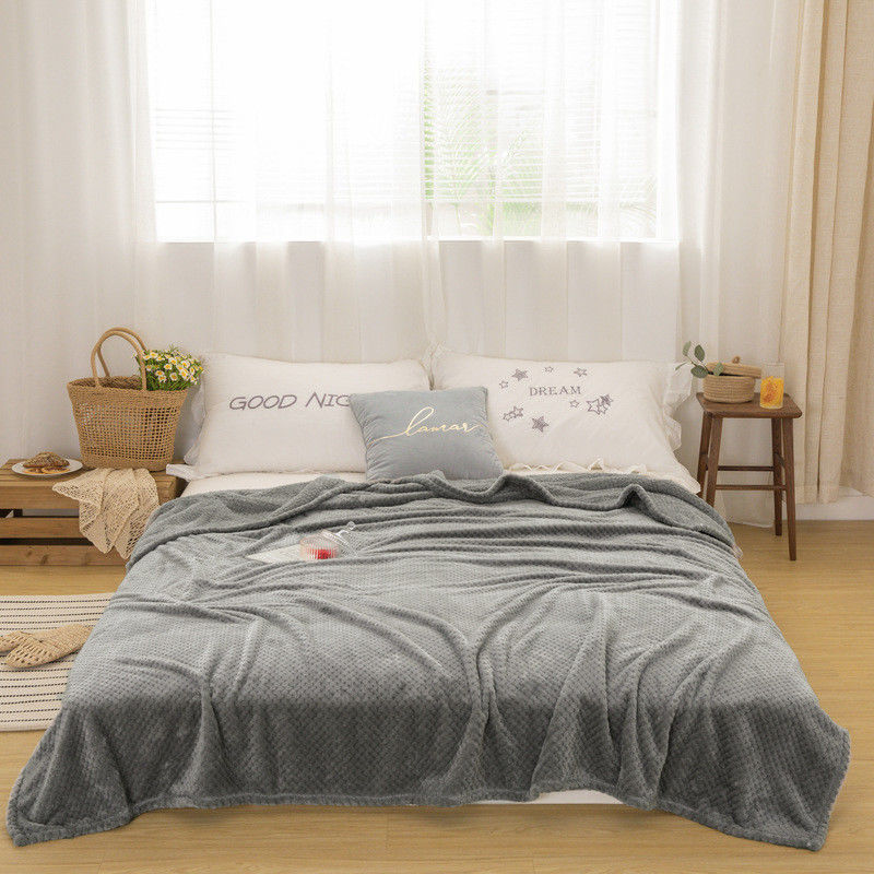 Breathable Lightweight Coral Blankets And Throws For Bed Sofa Chair